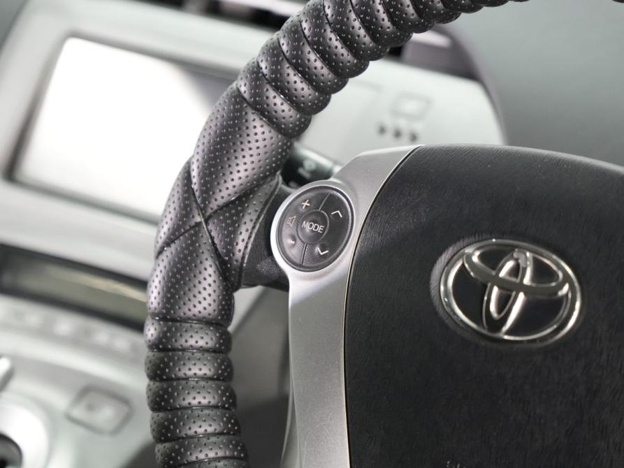 Toyota Prius III Рестайлинг (XW30) Новосибирск  - изображение 24