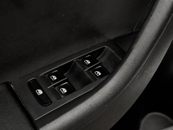 Volkswagen Polo VI с пробегом 2020 года, цена 940 000 рублей, 172004 км, лифтбек, Автокод Объявления