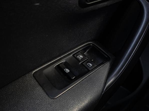 Volkswagen Polo V с пробегом 2012 года, цена 700 000 рублей, 200611 км, седан, Автокод Объявления