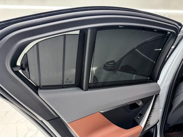 BMW 5 серии VIII (G60/G61/G68) с пробегом 2025 года, цена 8 500 000 рублей, 4097 км, седан, Автокод Объявления