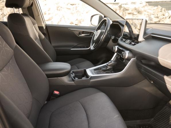 Toyota RAV4 V (XA50) с пробегом 2020 года, цена 2 774 000 рублей, 135568 км, внедорожник, Автокод Объявления