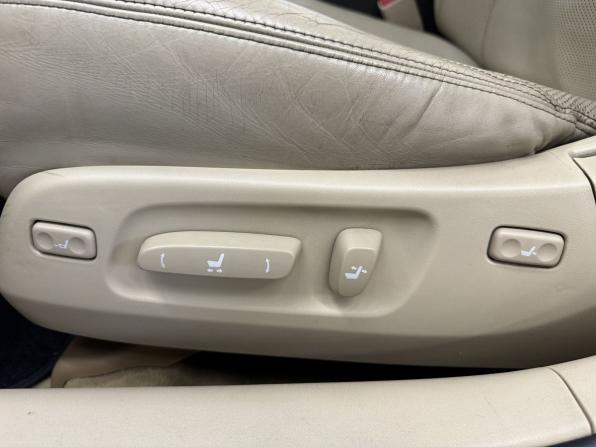 Lexus ES V Рестайлинг с пробегом 2010 года, цена 1 160 000 рублей, 353093 км, седан, Автокод Объявления