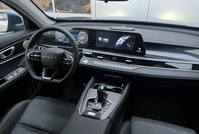 Chery Tiggo 7L I с пробегом 2025 года, цена 2 200 000 рублей, 10603 км, внедорожник, Автокод Объявления