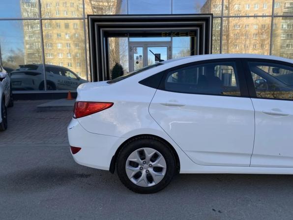 Hyundai Solaris I Рестайлинг с пробегом 2016 года, цена 900 000 рублей, 142665 км, седан, Автокод Объявления