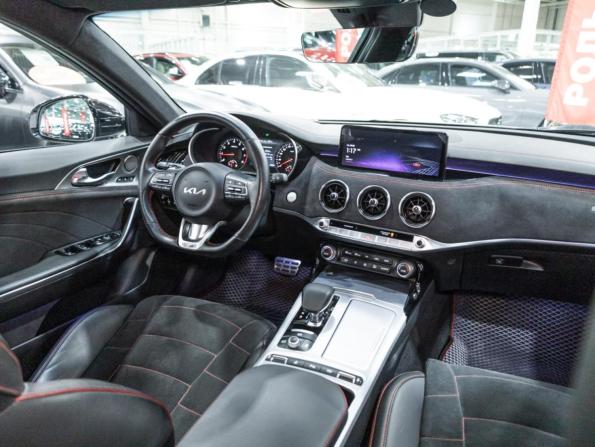 Kia Stinger I Рестайлинг с пробегом 2023 года, цена 3 850 000 рублей, 44521 км, лифтбек, Автокод Объявления
