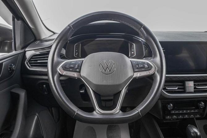 Volkswagen Polo VI с пробегом 2022 года, цена 2 099 000 рублей, 35000 км, лифтбек, Автокод Объявления