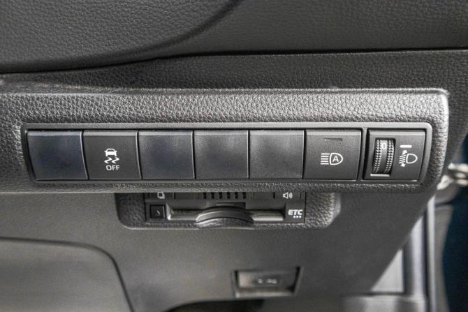 Toyota Corolla XII (E210) с пробегом 2019 года, цена 1 949 000 рублей, 77000 км, хэтчбек, Автокод Объявления