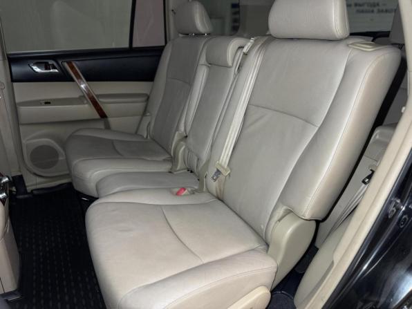 Toyota Highlander II (XU40) Рестайлинг с пробегом 2011 года, цена 1 720 000 рублей, 194407 км, внедорожник, Автокод Объявления
