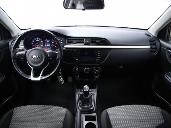 Kia Rio IV с пробегом 2017 года, цена 1 290 000 рублей, 90777 км, седан, Автокод Объявления