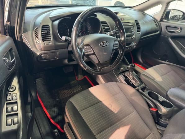 Kia Cerato III Рестайлинг (Classic) с пробегом 2018 года, цена 1 370 000 рублей, 191825 км, седан, Автокод Объявления