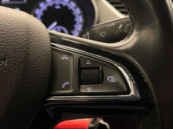 Skoda Octavia III (A7) с пробегом 2016 года, цена 1 355 000 рублей, 223620 км, лифтбек, Автокод Объявления