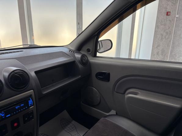 Renault Logan I с пробегом 2009 года, цена 429 000 рублей, 207966 км, седан, Автокод Объявления