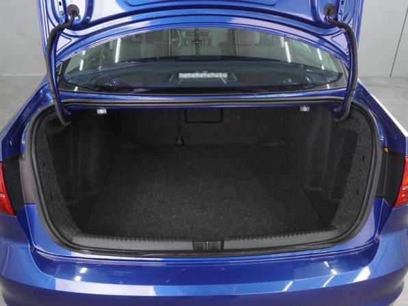 Volkswagen Jetta VI Рестайлинг с пробегом 2018 года, цена 1 749 000 рублей, 143826 км, седан, Автокод Объявления