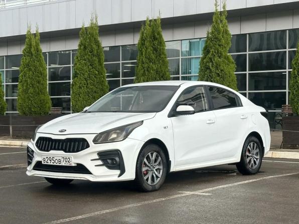 Kia Rio IV с пробегом 2018 года, цена 1 220 000 рублей, 175000 км, седан, Автокод Объявления