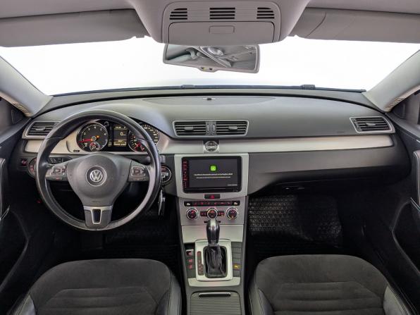 Volkswagen Passat B7 с пробегом 2012 года, цена 1 020 500 рублей, 202245 км, седан, Автокод Объявления