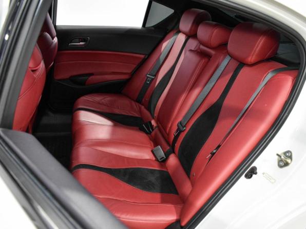 Acura ILX I Рестайлинг 2 с пробегом 2019 года, цена 2 239 000 рублей, 61648 км, седан, Автокод Объявления