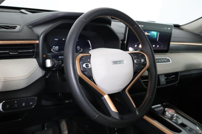 Haval Jolion I с пробегом 2023 года, цена 1 899 000 рублей, 35000 км, внедорожник, Автокод Объявления