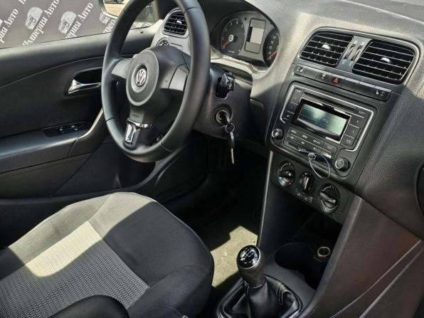 Volkswagen Polo V с пробегом 2012 года, цена 630 000 рублей, 246000 км, седан, Автокод Объявления