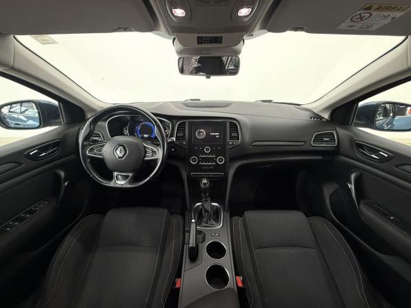 Renault Megane IV с пробегом 2017 года, цена 1 390 000 рублей, 188408 км, универсал, Автокод Объявления