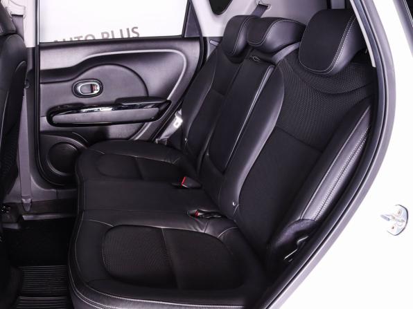 Kia Soul II Рестайлинг с пробегом 2017 года, цена 1 949 000 рублей, 48425 км, хэтчбек, Автокод Объявления