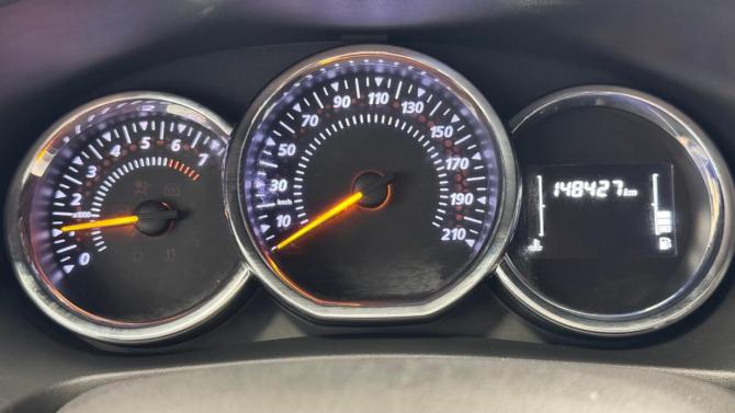 Renault Logan II Рестайлинг с пробегом 2021 года, цена 1 039 000 рублей, 148427 км, седан, Автокод Объявления