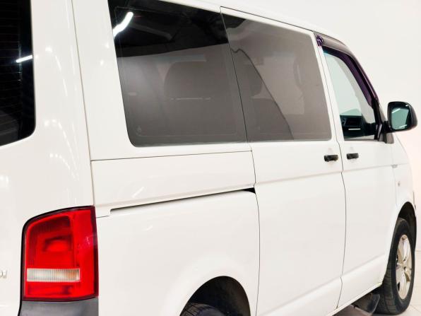 Volkswagen Caravelle T5 Рестайлинг с пробегом 2012 года, цена 1 369 000 рублей, 382396 км, минивэн, Автокод Объявления