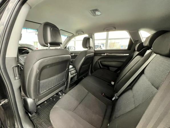 Kia Sorento II Рестайлинг с пробегом 2017 года, цена 2 145 000 рублей, 166368 км, внедорожник, Автокод Объявления