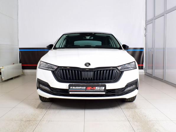 Skoda Octavia IV (A8) с пробегом 2021 года, цена 2 415 997 рублей, 84856 км, лифтбек, Автокод Объявления