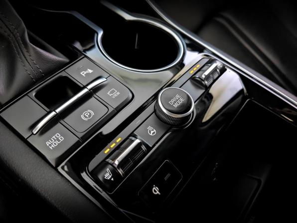 Kia K5 III с пробегом 2021 года, цена 2 200 000 рублей, 144678 км, седан, Автокод Объявления