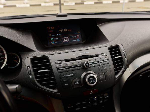 Honda Accord VIII Рестайлинг с пробегом 2011 года, цена 1 300 000 рублей, 253833 км, седан, Автокод Объявления