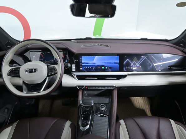 Geely Monjaro I с пробегом 2024 года, цена 3 398 000 рублей, 29456 км, внедорожник, Автокод Объявления