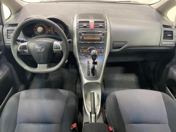 Toyota Auris I Рестайлинг с пробегом 2010 года, цена 559 000 рублей, 254000 км, хэтчбек, Автокод Объявления