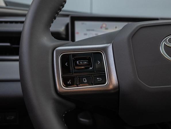 Toyota RAV4 VI (XA60) с пробегом 2026 года, цена 4 230 000 рублей, 40 км, внедорожник, Автокод Объявления