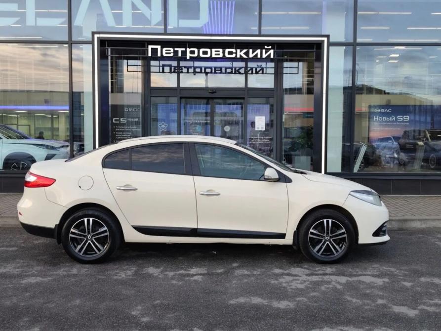 Renault Fluence I Рестайлинг Санкт-Петербург  - изображение 4