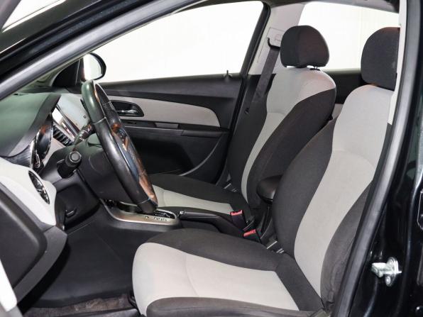 Chevrolet Cruze I Рестайлинг с пробегом 2012 года, цена 949 000 рублей, 73267 км, хэтчбек, Автокод Объявления
