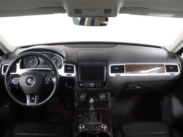 Volkswagen Touareg II Рестайлинг с пробегом 2017 года, цена 3 499 000 рублей, 128135 км, внедорожник, Автокод Объявления