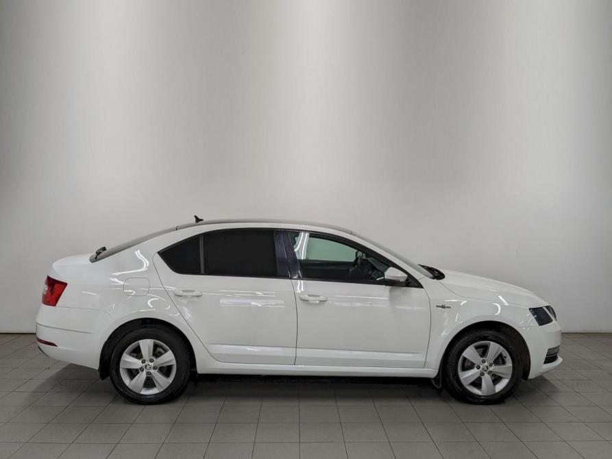 Skoda Octavia III (A7) Рестайлинг Химки  - изображение 4
