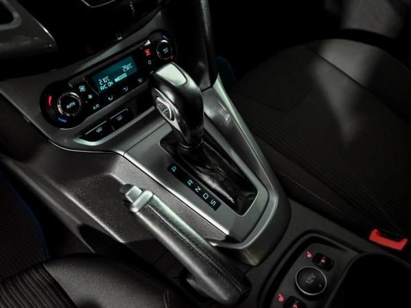 Ford Focus III с пробегом 2013 года, цена 800 000 рублей, 263156 км, седан, Автокод Объявления