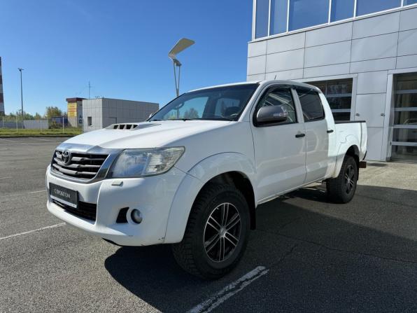 Toyota Hilux VII Рестайлинг с пробегом 2012 года, цена 1 624 000 рублей, 378774 км, пикап, Автокод Объявления