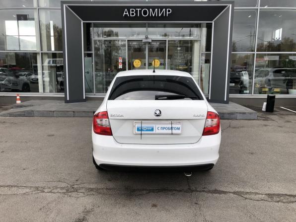 Skoda Rapid I с пробегом 2015 года, цена 999 000 рублей, 159081 км, седан, Автокод Объявления