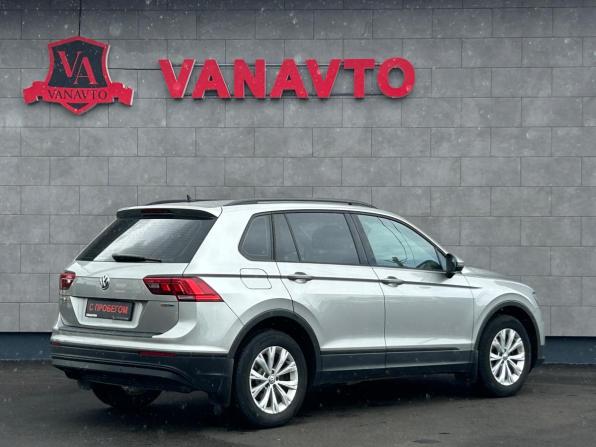 Volkswagen Tiguan II с пробегом 2020 года, цена 2 725 000 рублей, 100788 км, внедорожник, Автокод Объявления