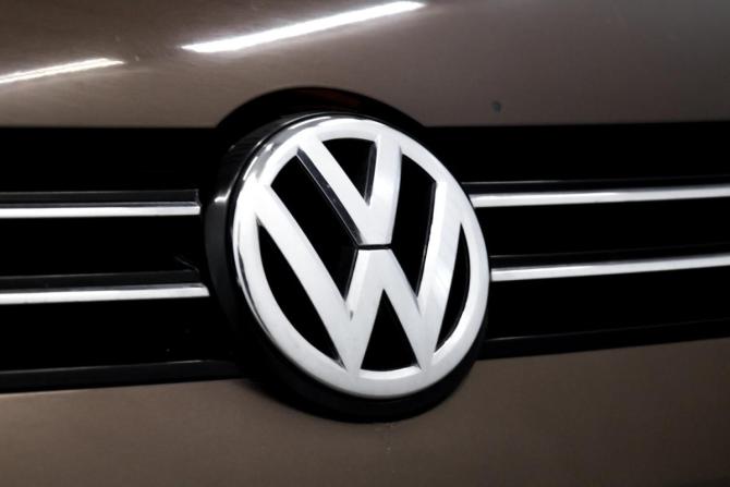 Volkswagen Touran I Рестайлинг 2 с пробегом 2012 года, цена 1 149 000 рублей, 104396 км, компактвэн, Автокод Объявления