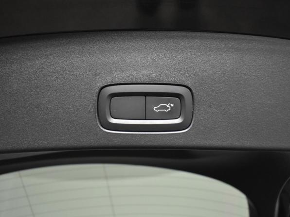 Lynk &amp; Co 05 с пробегом 2023 года, цена 3 015 790 рублей, 40740 км, внедорожник, Автокод Объявления