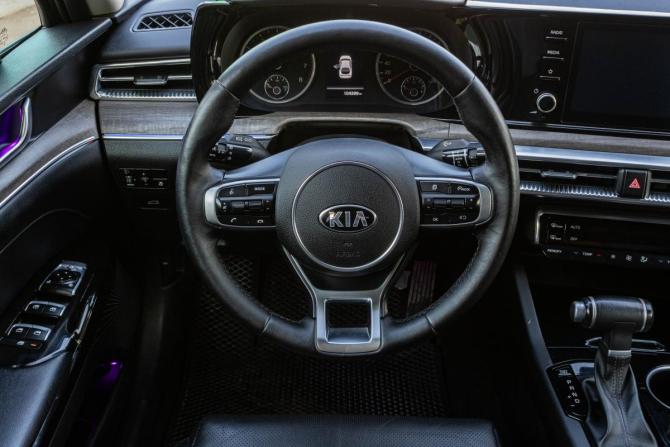 Kia K5 III с пробегом 2021 года, цена 2 519 000 рублей, 104399 км, седан, Автокод Объявления