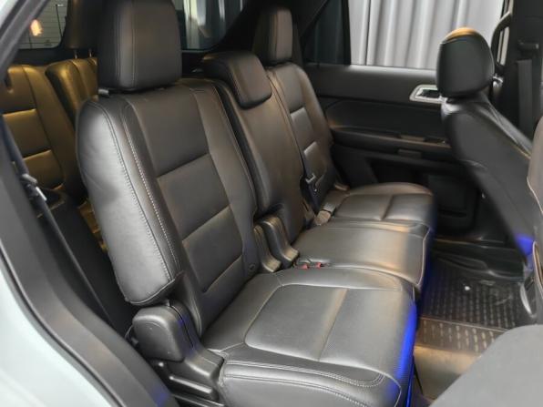 Ford Explorer V Рестайлинг с пробегом 2015 года, цена 2 085 000 рублей, 183000 км, внедорожник, Автокод Объявления
