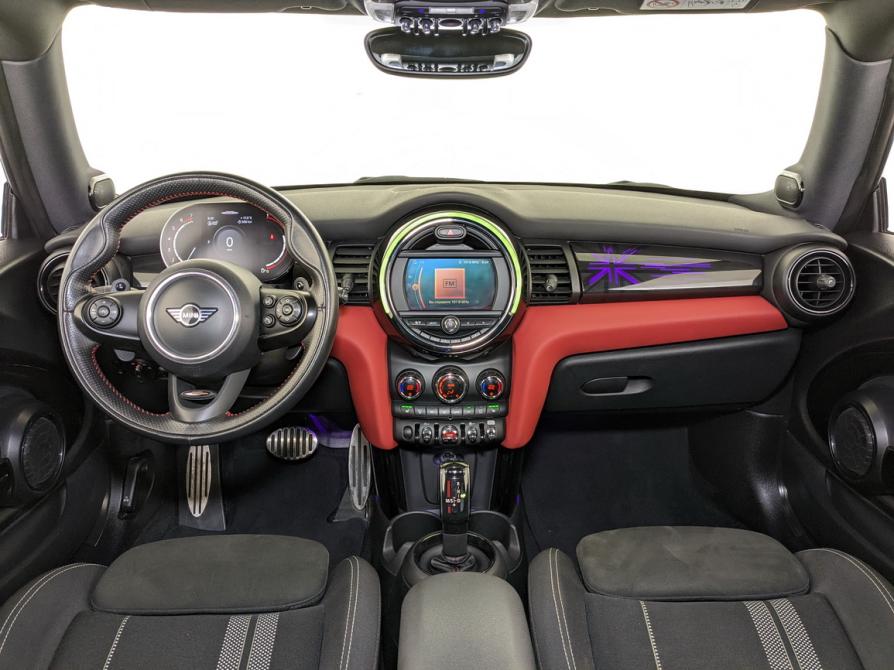 Mini Hatch III (F55/F56) Рестайлинг Москва  - изображение 1