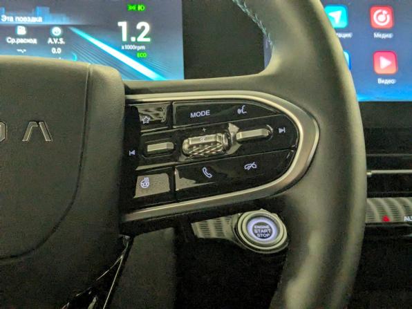 Omoda C5 I Рестайлинг с пробегом 2024 года, цена 1 950 000 рублей, 21683 км, внедорожник, Автокод Объявления