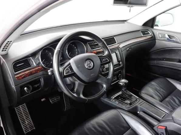 Skoda Superb II с пробегом 2010 года, цена 847 000 рублей, 211250 км, лифтбек, Автокод Объявления