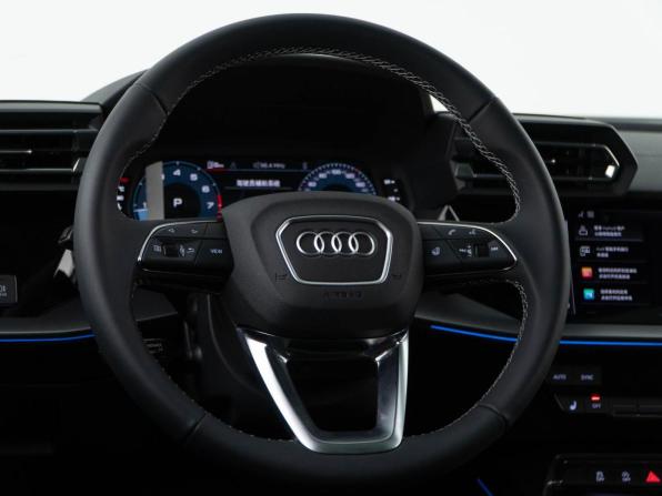 Audi A3 IV (8Y) Рестайлинг с пробегом 2026 года, цена 4 050 000 рублей, 39 км, хэтчбек, Автокод Объявления
