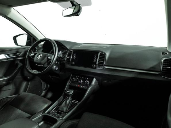 Skoda Karoq I с пробегом 2021 года, цена 2 179 585 рублей, 101814 км, внедорожник, Автокод Объявления